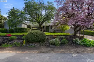 8075 SW Valley View Ct, Portland, OR 97225 - Photo 1