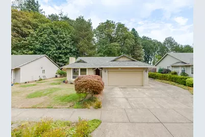 2039 NE Gibbs Cir, McMinnville, OR 97128 - Photo 1