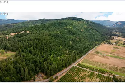 2999 Shute Rd, Hood River, OR 97031 - Photo 1