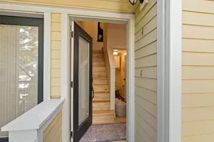 2372 NW Glisan St, Portland, OR 97210 - Photo 1