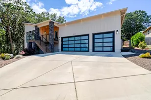 2818 SW Wolverine Dr, Corvallis, OR 97333 - Photo 1