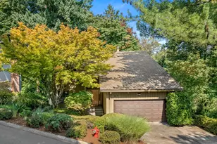 47 Tanglewood Dr, Lake Oswego, OR 97035 - Photo 1