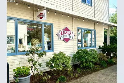 1258 Bay Street, Florence, OR 97439 - Photo 1