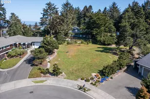576 Klamath Ave NE, Bandon, OR 97411 - Photo 1