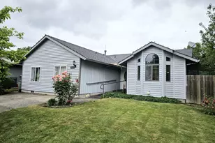 8563 SW Hamlet St, Portland, OR 97224 - Photo 1