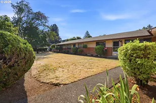 7822 NE Everett St, Portland, OR 97213 - Photo 1