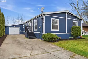 4617 SE 133rd Dr, Portland, OR 97236 - Photo 1