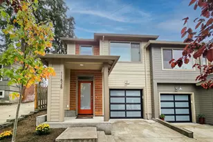 11828 SE Pine St, Portland, OR 97216 - Photo 1