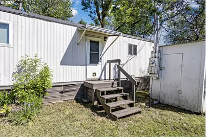 101 Athena Ln, Roseburg, OR 97470 - Photo 31