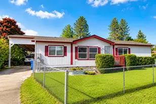 261 Bobwhite St, Roseburg, OR 97471 - Photo 1