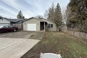 2835 E St, Washougal, WA 98671 - Photo 1