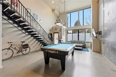 4426 SE Hawthorne Blvd #102, Portland, OR 97215 - Photo 1