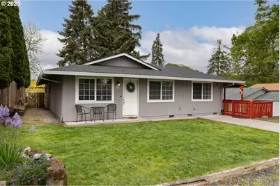 335 N 9th St, Saint Helens, OR 97051 - Photo 1