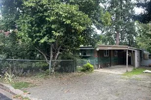 2011 Harbor Dr, Springfield, OR 97477 - Photo 1