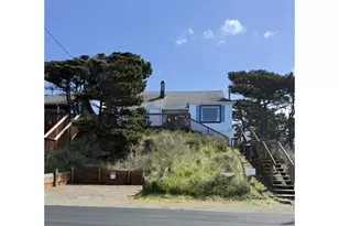 602 N Pacific St, Rockaway Beach, OR 97136 - Photo 1