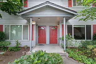 697 32nd St, Washougal, WA 98671 - Photo 1