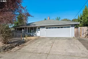 4819 SE Roethe Rd, Milwaukie, OR 97267 - Photo 1