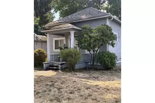 6104 NE Halsey St, Portland, OR 97213 - Photo 1