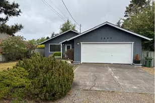 2640 Virginia Ave, North Bend, OR 97459 - Photo 1