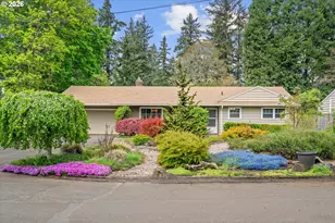 17555 Deemar Way, Lake Oswego, OR 97035 - Photo 1