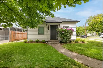 2407 N Rosa Parks Way, Portland, OR 97217 - Photo 1