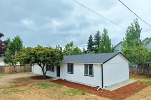 7563 SE Flavel St, Portland, OR 97206 - Photo 1