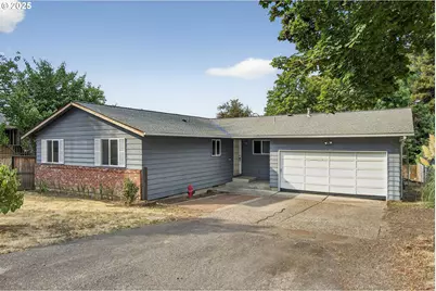 16165 SE Harold Ave, Milwaukie, OR 97267 - Photo 1