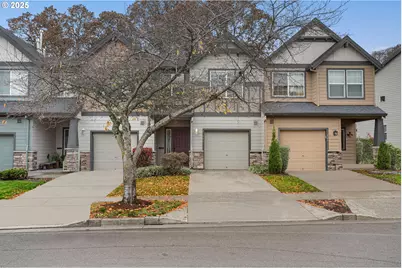 623 N Oak Hollow Dr, Newberg, OR 97132 - Photo 1