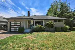 10620 NE Holladay St, Portland, OR 97220 - Photo 1