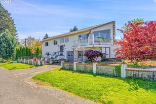 10508 NE Skidmore St, Portland, OR 97220 - Photo 1