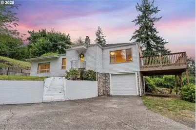 123 Scenic View Dr, Longview, WA 98632 - Photo 1