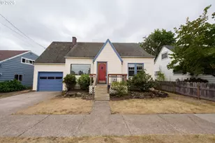 126 NW 10th St, McMinnville, OR 97128 - Photo 1
