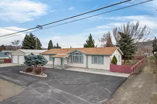 3705 Campbell St, Baker City, OR 97814 - Photo 1
