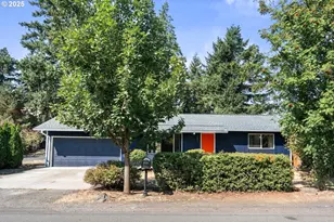 327 SE 139th Ave, Portland, OR 97233 - Photo 1