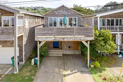 628 S Pacific St, Rockaway Beach, OR 97136 - Photo 1