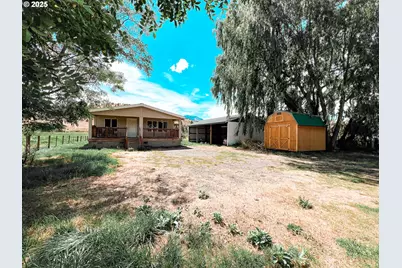 69 W Riverside, Mount Vernon, OR 97865 - Photo 1