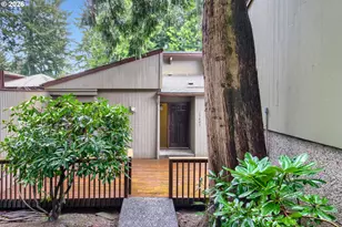 13603 NE Regents Dr, Vancouver, WA 98684 - Photo 1
