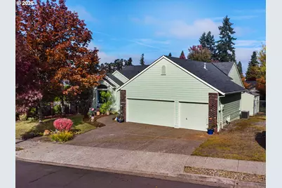 15011 Pebble Beach Dr, Oregon City, OR 97045 - Photo 1