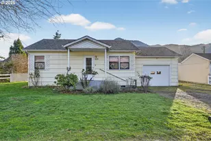 48386 Jasper Dr, Oakridge, OR 97463 - Photo 1