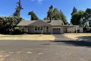 40 Allen Ave, Springfield, OR 97477 - Photo 1