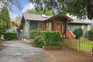 7404 SW 53rd Ave, Portland, OR 97219 - Photo 1