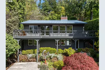 3321 SW Fairmount Blvd, Portland, OR 97239 - Photo 1