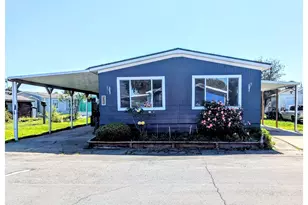 4400 Ocean Beach Hwy, Longview, WA 98632 - Photo 1