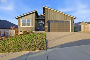 753 NE Wildwood Dr, Estacada, OR 97023 - Photo 1