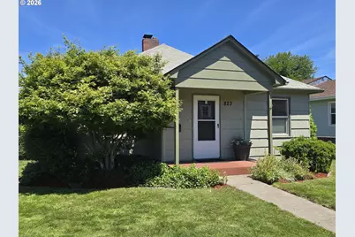 823 W 10th St, The Dalles, OR 97058 - Photo 1