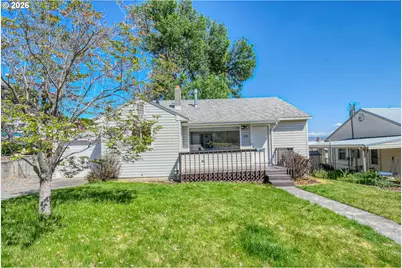 812 NW 11th St, Pendleton, OR 97801 - Photo 1
