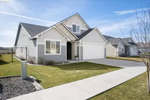 317 Sage St, Boardman, OR 97818 - Photo 1