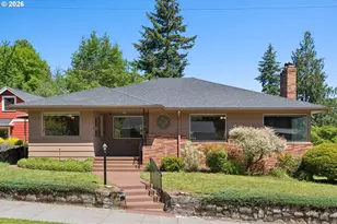6939 SE Yamhill St, Portland, OR 97215 - Photo 1