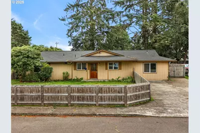 542 NW Date Ave, Warrenton, OR 97146 - Photo 1