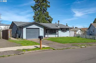 25031 Woodland Ave, Veneta, OR 97487 - Photo 1